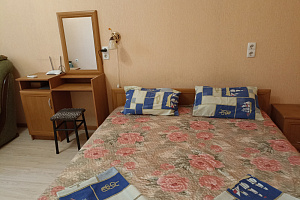 Квартиры Ейска на месяц, "Уютная на Первомайской 7" 1-комнатная на месяц - снять