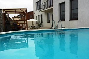 Комнаты Анапы с бассейном, "Ла Страда" гостевые комнаты с бассейном - фото