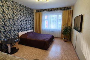 Гостиницы Братска в центре, 3х-комнатная Гиндина 30 в центре - фото