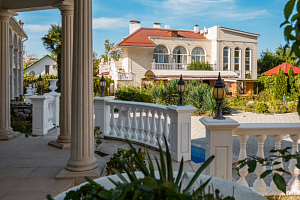 Отели Севастополя с подогреваемым бассейном, "Апартаменты Херсонес" с подогреваемым бассейном - забронировать номер