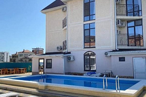 Гостевые дома Витязево с бассейном, "Вилла у Моря" с бассейном