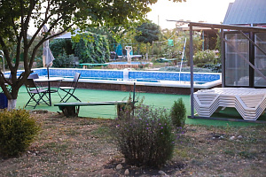 Базы отдыха Ейска с бассейном, "Грэгори-Клаб" с бассейном - цены