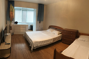Гостиницы Нового Уренгоя на карте, "В Мироном" 2х-комнатная на карте