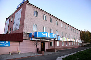 Гостиницы Глазова с аквапарком, "Мотель" с аквапарком - фото
