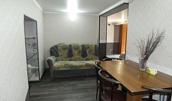1-комнатная квартира-студия Аиааира 50 кв 3 в Сухуме - фото 4