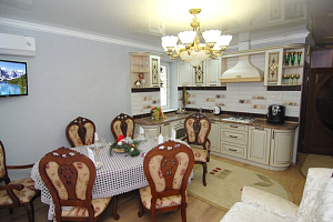 Квартиры Алушты 1-комнатные, 1-комнатная в частноме Саранчева 37 1-комнатная - снять