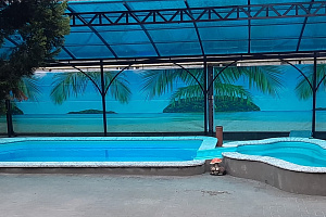 Отдых в Голубицкой с бассейном, Курортная 4 с бассейном