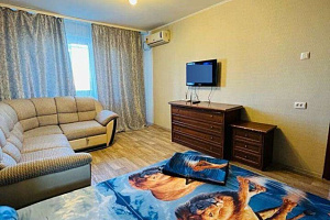 Гостиницы Оренбурга с сауной, 1-комнатная Чкалова 47 с сауной