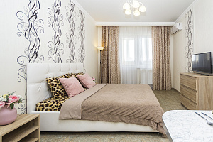 Лучшие гостиницы Краснодара, "ApartGroup Repina 1/2 Two-Room" 2х-комнатная