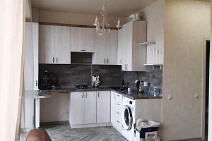 Квартира-студия Кленовая 3