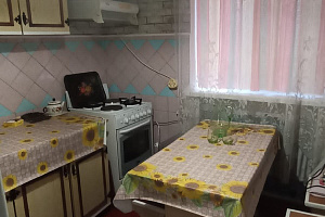 Квартиры Абхазии с кухней, 2х-комнатная Кодорское шоссе 665/3 кв 2 с кухней - цены