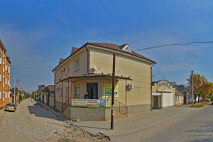 Гостевые дома Нальчика с бассейном, "Регина" с бассейном - фото