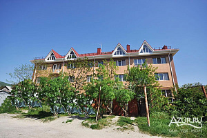 Квартиры Кабардинки с видом на море, 3х-комнатная Пролетарская 63/а с видом на море