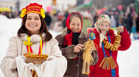 Где попробовать лучшие блины на Масленицу в Санкт-Петербурге