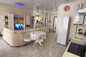 1-комнатная квартира-студия Волжская 34