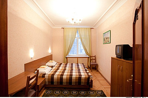 Комната в , "На Садовом" мини-отель - цены