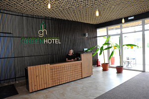 "Green Hotel" - снять