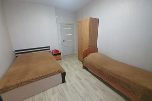 2х-комнатная квартира Гуркина 1