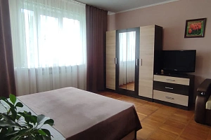 Квартира в , 2х-комнатная Комсомольская 94 - цены