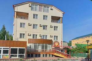 Гостевые дома Витязево на первой береговой линии, "Александр Великий" на первой береговой линии