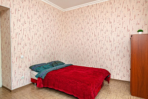 Квартиры Владивостока 3-комнатные, "На Бестужева" 3х-комнатная 3х-комнатная - фото