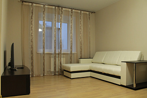 Квартиры Тюмени в центре, 1-комнатная Достоевского 18 в центре - фото