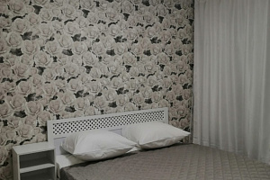 &quot;На набережной&quot; 1-комнатная квартира