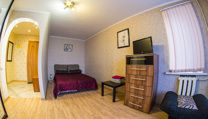 1-комнатная квартира Серова 26 в Омске - фото 1
