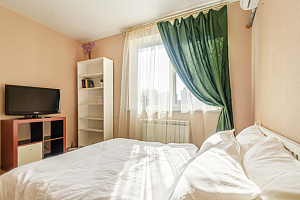 1-комнатная квартира Лукачёва 10