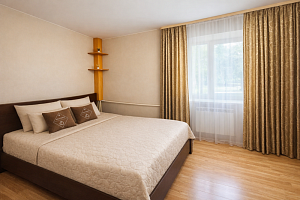 3х-комнатная квартира Суханова 44