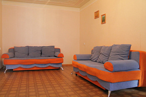 2х-комнатная квартира Заводская 2 в Тюмени 3