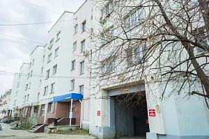 Квартиры Тамбова в центре, 2х-комнатная Октябрьская 77 в центре - фото