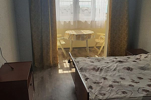 Отдых в Гагре с детьми, комната в 2х-комнатной квартире Лакоба 7/А кв 54 с детьми - раннее бронирование