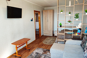 Гостиницы Хабаровска на набережной, 1-комнатная Волочаевская 21 на набережной