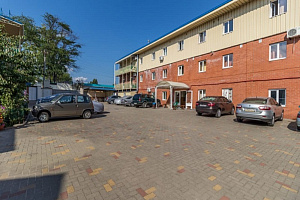 Снять жилье в Архипо-Осиповке, частный сектор в июле, "Пионерский 2/Б" - цены