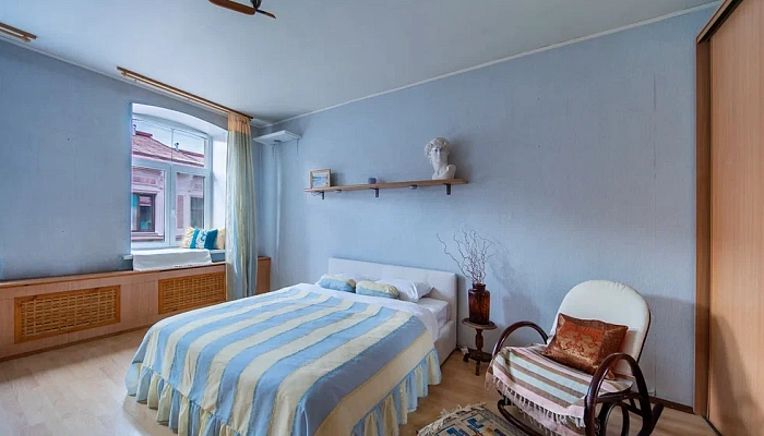 1-комнатная квартира Пирогова 17 в Санкт-Петербурге - фото 1
