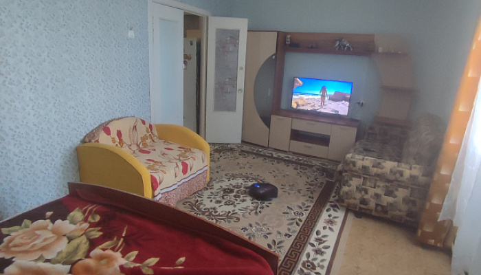 3х-комнатная квартира Севастопольская 27 в Новофедоровке - фото 1