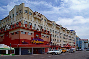 Гостиницы Читы рядом с вокзалом, "Забайкалье" у ЖД вокзала - фото