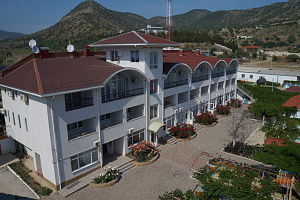 Отель в , "АкваМарин" - фото