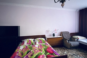 Гостиницы Славянска-на-Кубани на трассе, 3х-комнатная Комсомольская 116 мотель - раннее бронирование