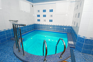 Гостиницы Самары с бассейном, "Maks Haus" с бассейном - раннее бронирование