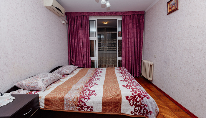 1-комнатная квартира Воровского 49 в Сочи - фото 1