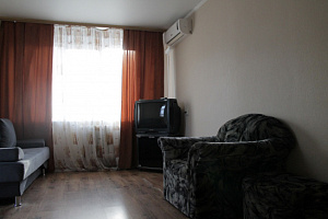 2х-комнатная квартира Красных Зорь 2 в Тюмени 4