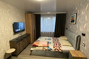 2х-комнатная квартира Зелёная 82