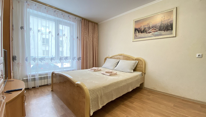 1-комнатная квартира Петра Тарасова 15 в Калуге - фото 1