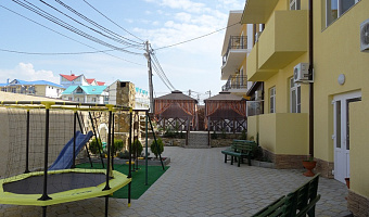 3х-комнатная квартира в мини-гостинице Воина А Шембелиди 10 в Витязево - фото 2