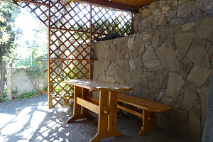 &quot;Кипарисовый рай&quot; гостевой дом в Алупке фото 11