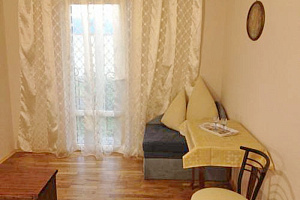 &quot;Guest House Antik&quot; мини-гостиница в с. Солнечногорское (Алушта), ул. Персиковая, 44 фото 2