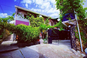 "Крым" гостевой дом