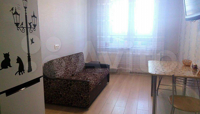 3х-комнатная квартира Астраханская 76 в Анапе - фото 1